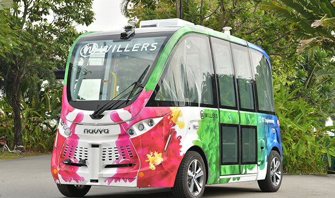 on-demand shared bus, npark ride, on-demand vehicle
